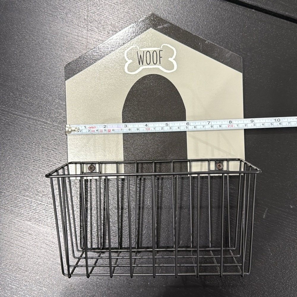 Wall Hanging Dog House Basket - Picture 6 of 8